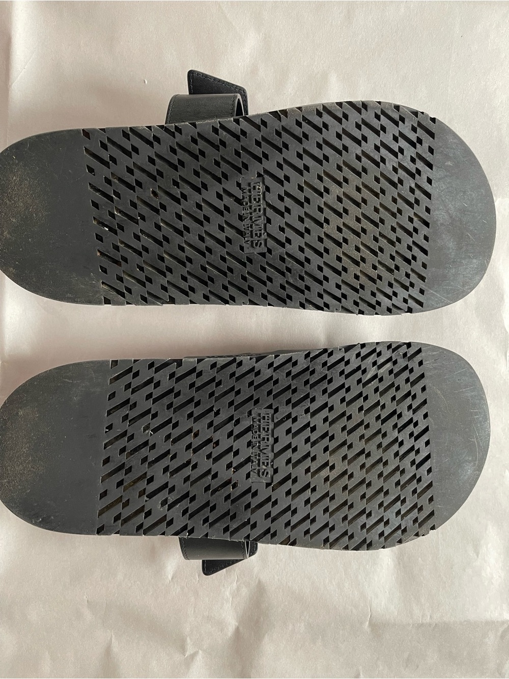 Hermes Chypre Black Men's Leather Sandals (Size 40) - Picture 3 of 6